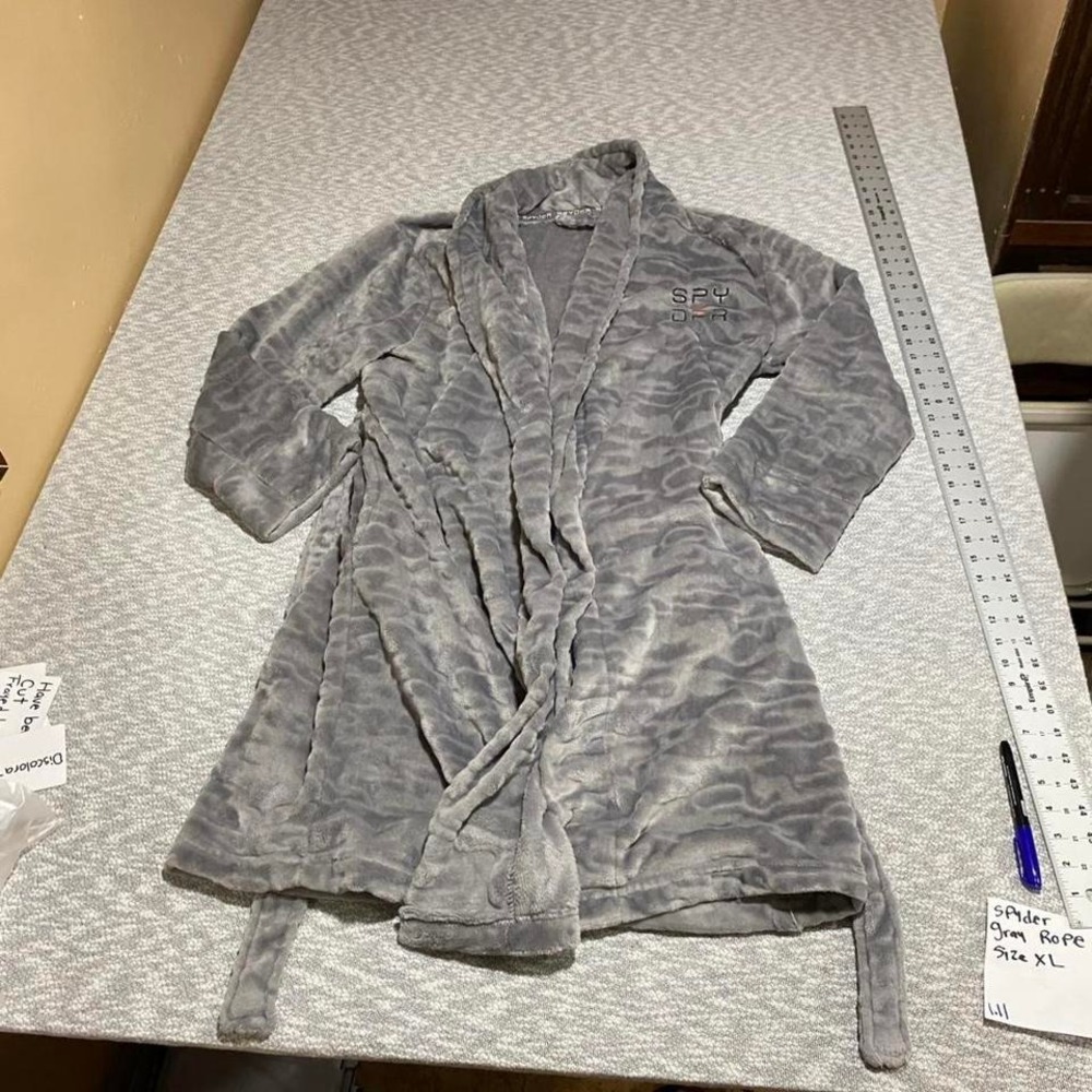 Spyder grey bathrobe Size XL. SKU-A456#loungewear